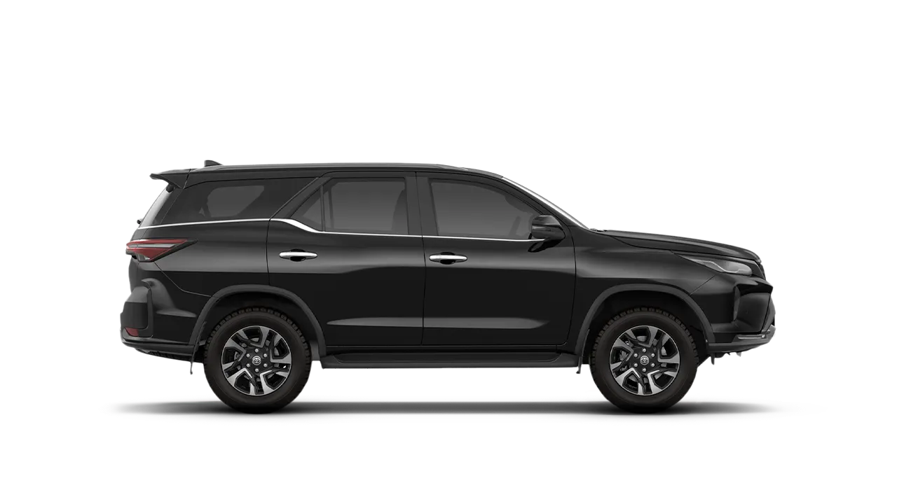Fortuner 2.8 Q 4x2 AT Attitude Black Mica